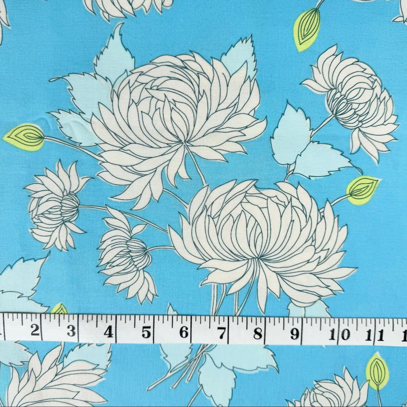 Amy Butler Rowan Fabrics Chrysanthemum PWAB115.BLUE