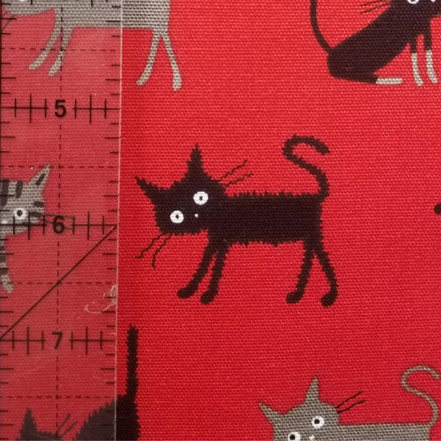 Hishiei CO-10002-2B CoCoLand Medium Cats Red