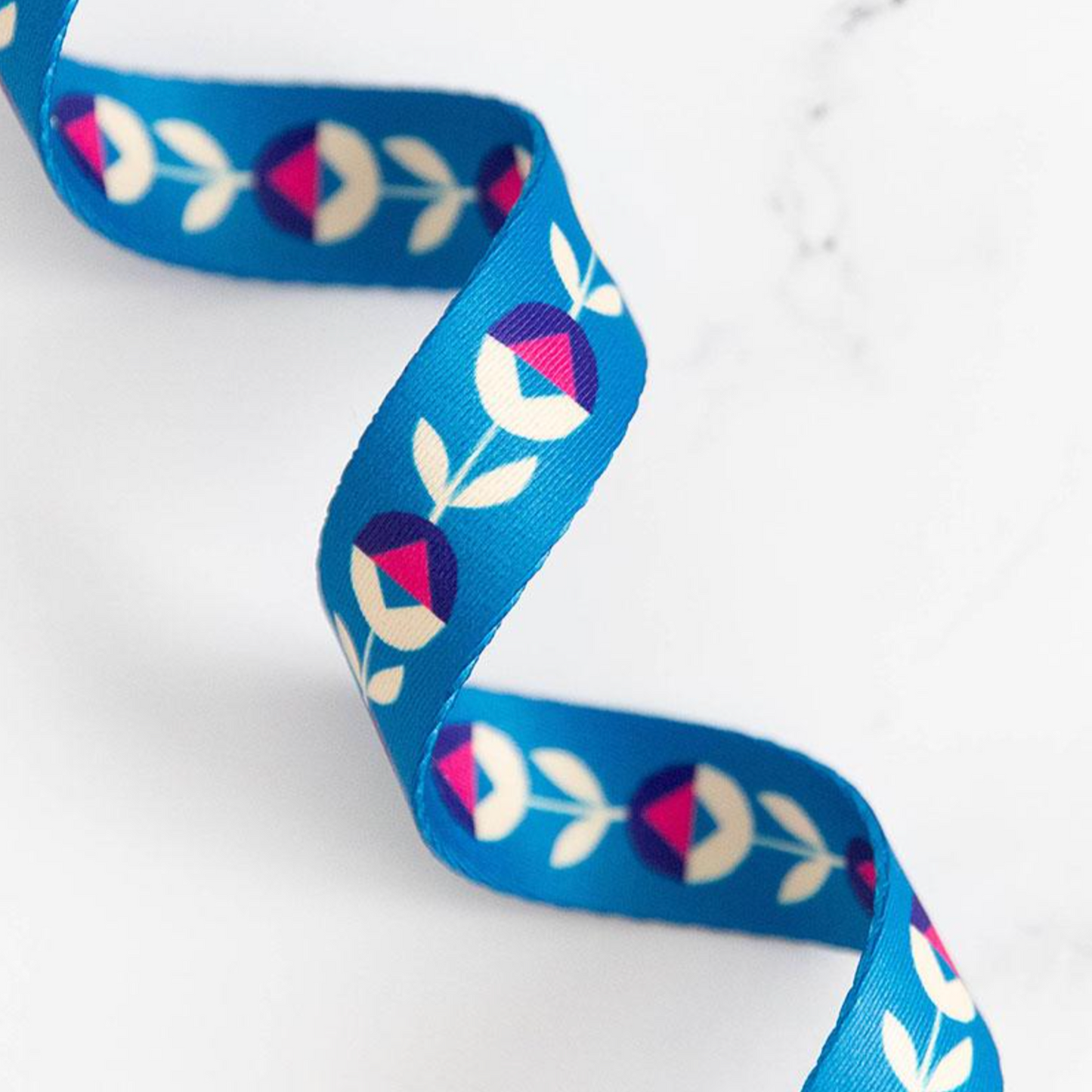 Sarah Watts Ruby Star Society Flower Chain 1" Webbing SSCWEB 26