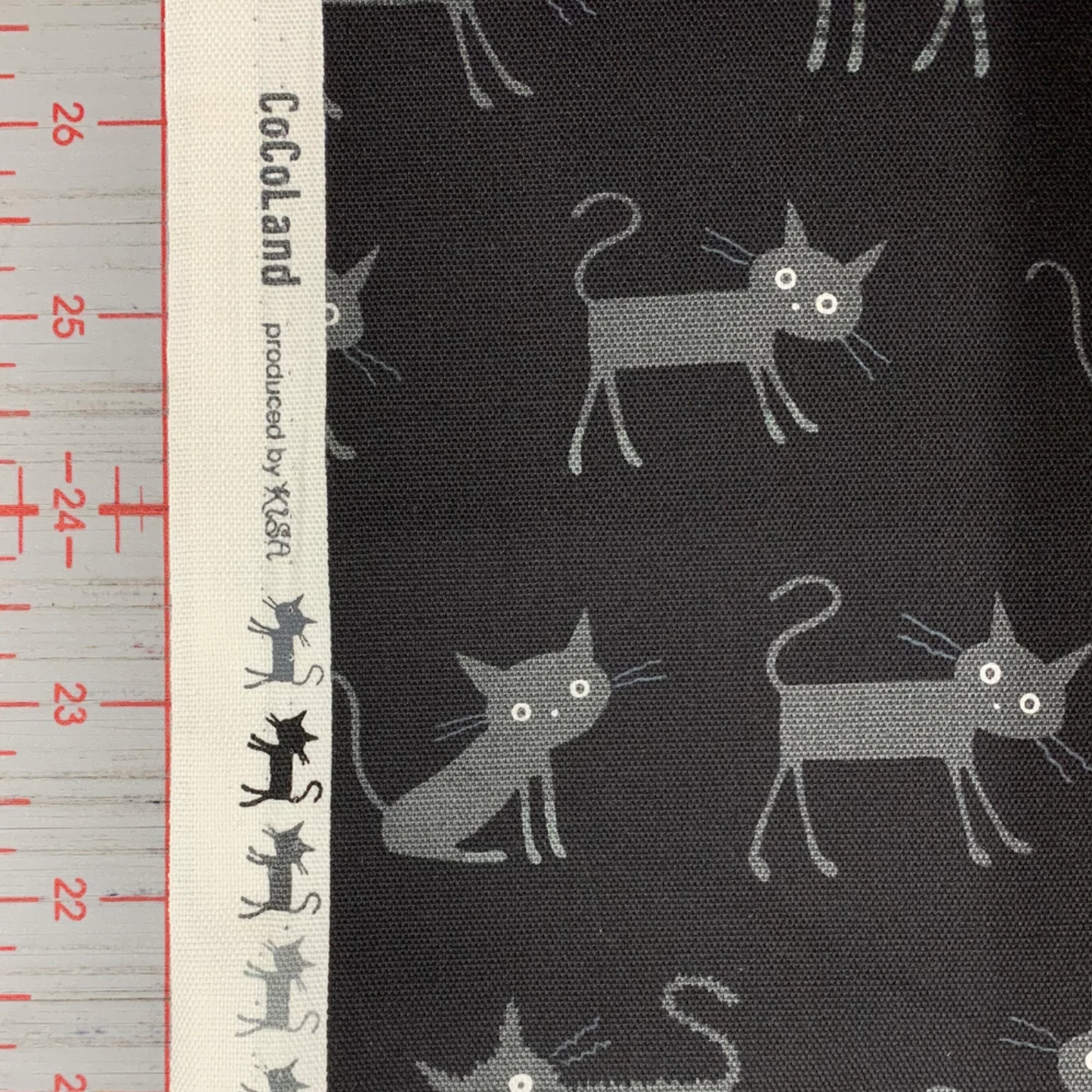 CoCoLand Medium Cats OXFORD by Hishiei | Black