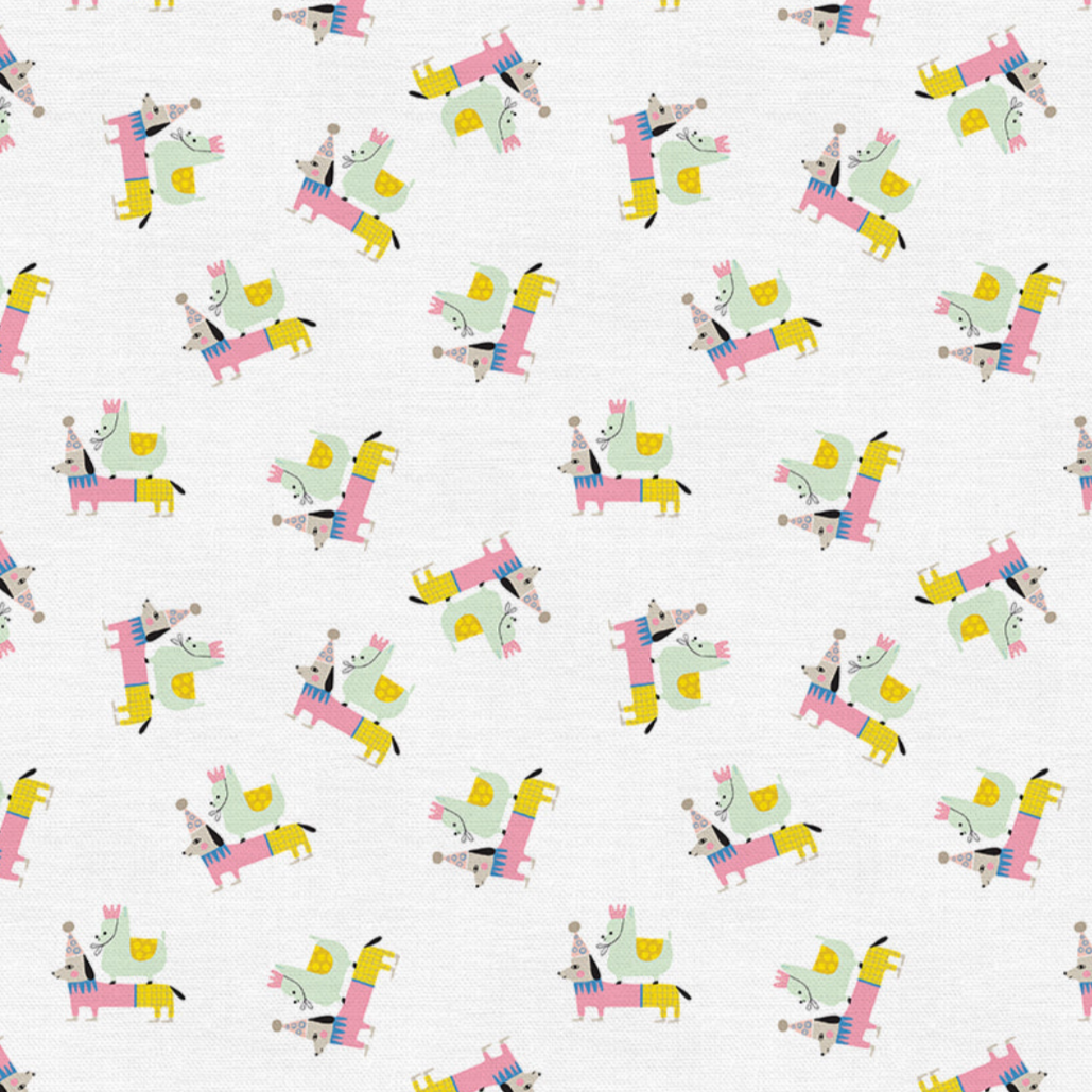 Suzy Ultman Paintbrush Studio Fabrics Step Right Up Clown Dog 12021349