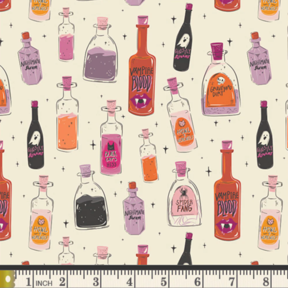 AGF Studio Art Gallery Fabrics Sweet n Spookier Liquid Magic SNS13035