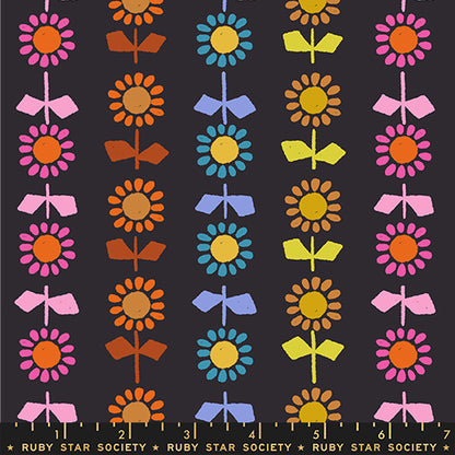 Alexia Abegg Ruby Star Society Moda Fabrics Catnap Daisy Stripe Canvas RS4135 17L Black