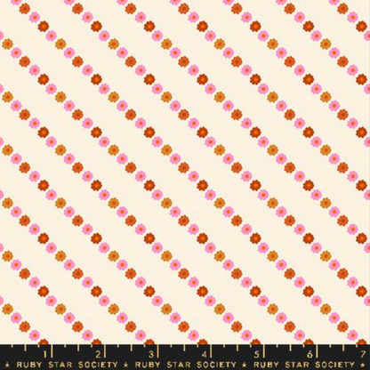 Alexia Abegg Ruby Star Society Moda Oooh Lucky Lucky Garland Natural RS4117 11