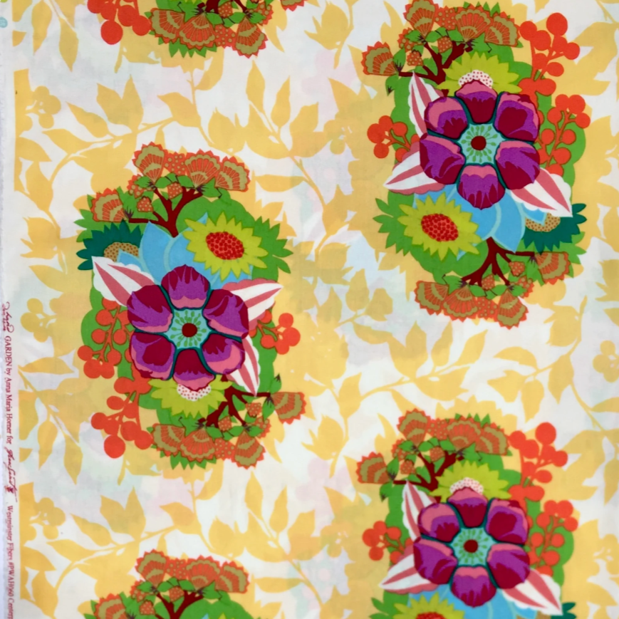 Anna Maria Horner FreeSpirit Westminster Fibers Hand Drawn Garden Centerpiece PWAH060.SUNLIGHT