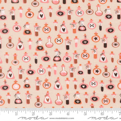 Elena Amo Moda Fabrics Purrs and Boos Poisons 39065 11 Moonbeam