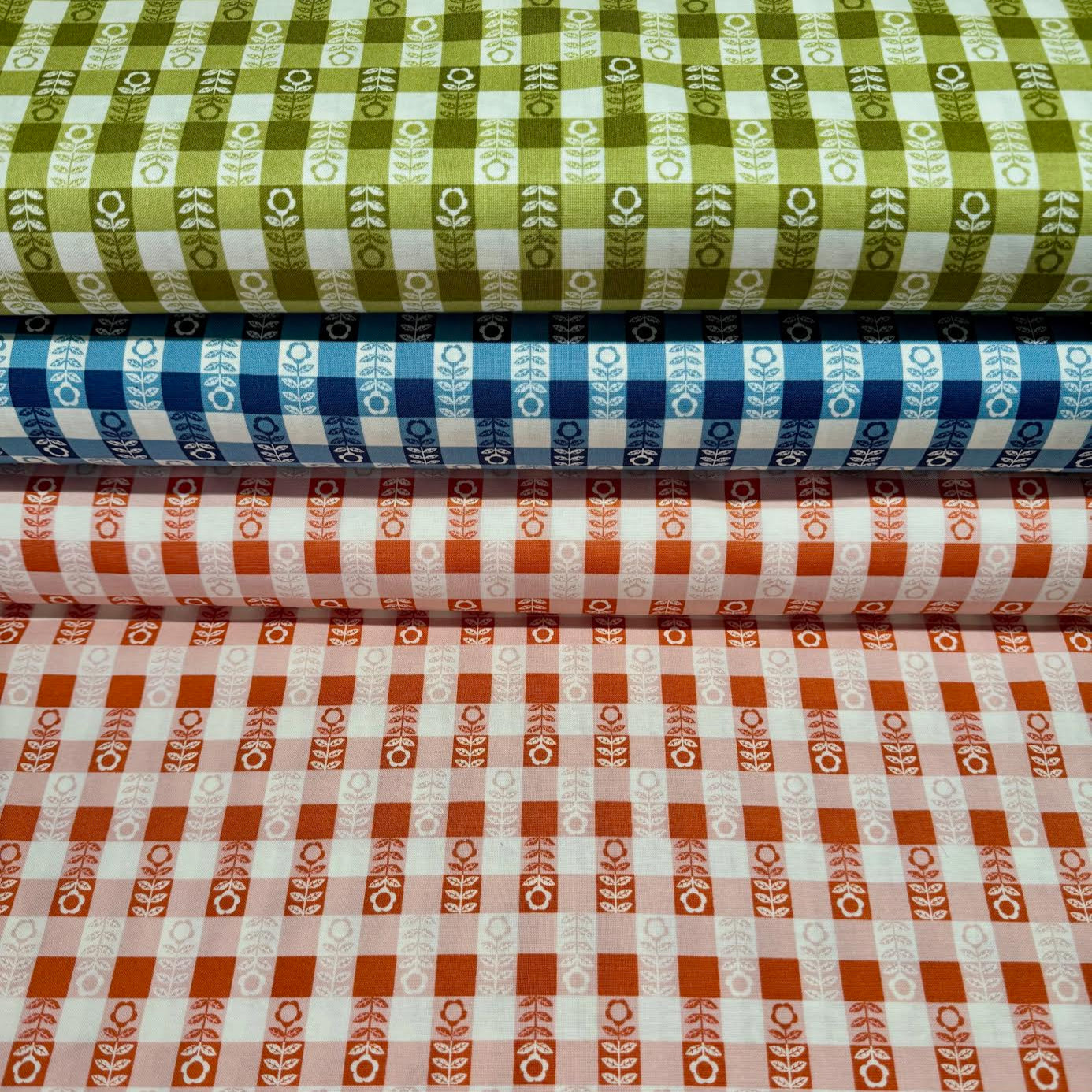 Gingiber Moda Fabrics Night Owl Flower Plaid 48426 20 Petal