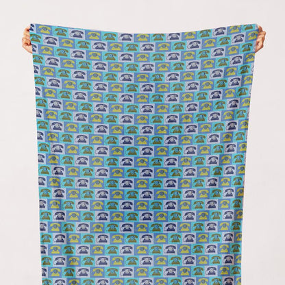 Hoodie_Crescent_Paintbrush_Studio_Fabrics_Ring_Ring_Vintage_Telephones_Blue 1200002