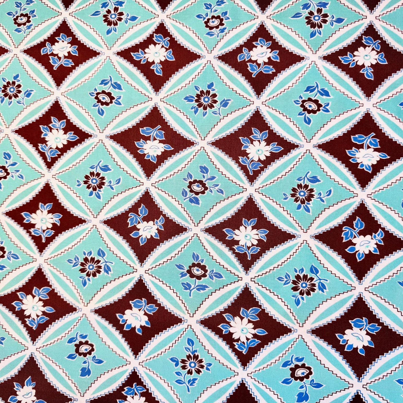 Jennifer Paganelli FreeSpirit Westminster Fabrics Bell Bottom Mary Trellis JP10