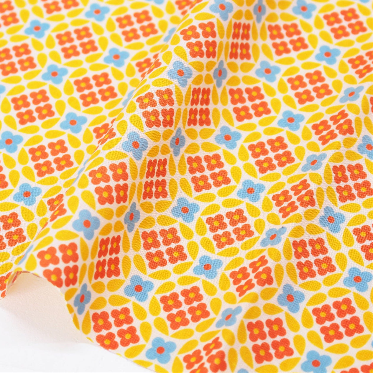 Koko Seki 70s Design Flower Power Japanese Import Flower Circle Yellow CHU055R