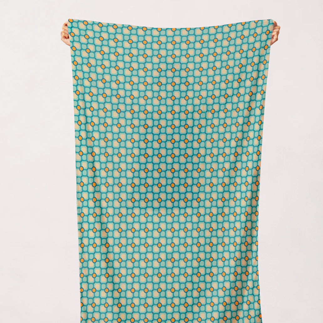 Leanne Friedberg Paintbrush Studio Fabrics Retro Geos Flower Blocks Teal 12024077