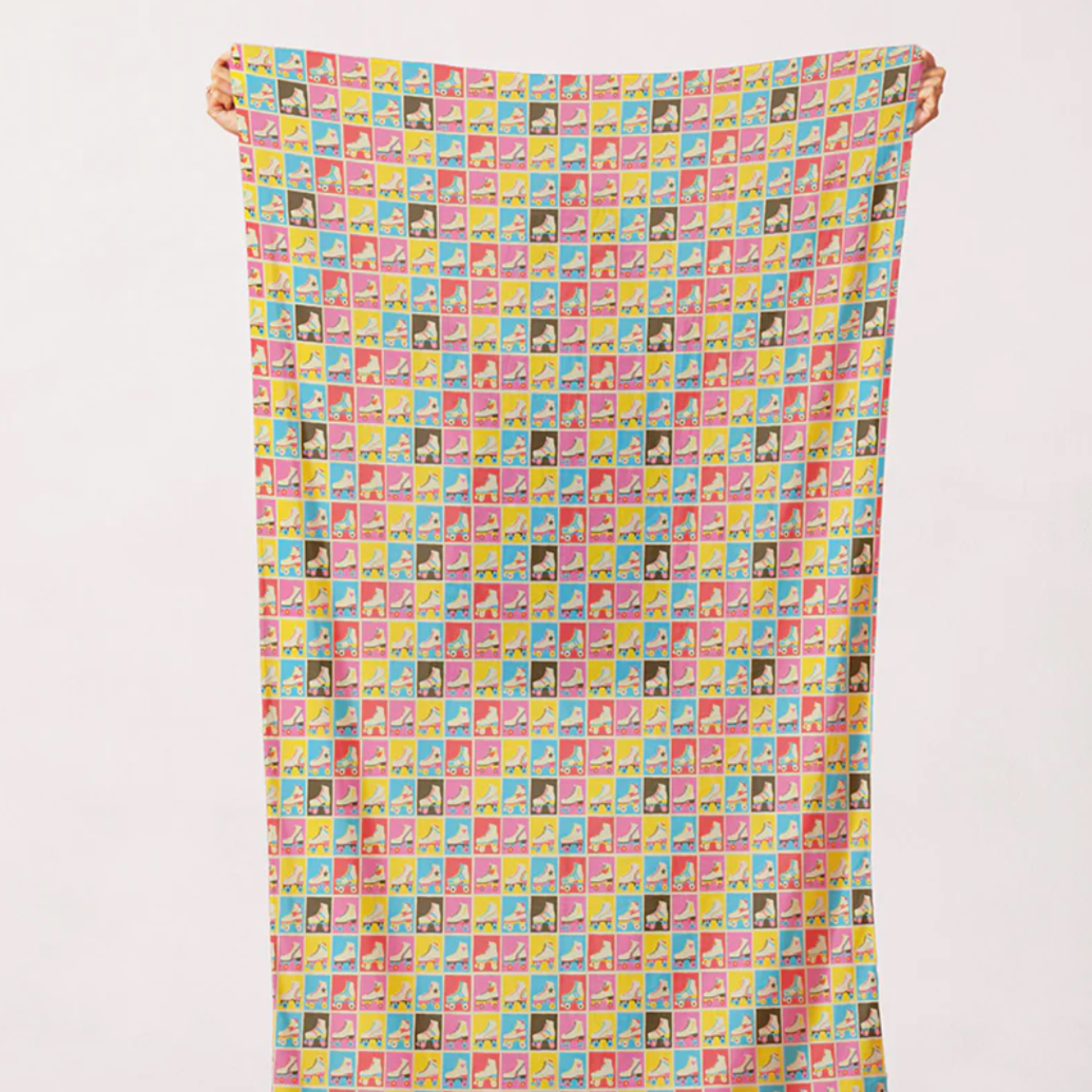 Lysa_Flower_Paintbrush_Studio_Fabrics_Let the Good Times Roll Skate Stripes 12021755