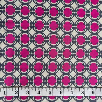 Nancy Mims Robert Kaufman Fabrics Mod Green Pod Free to Grow 10612