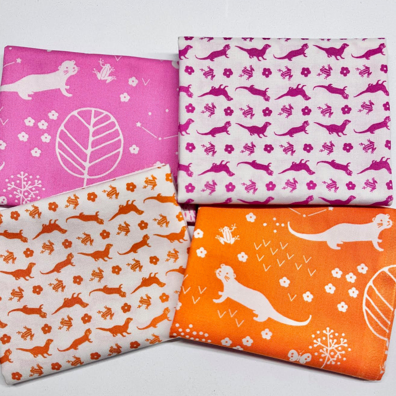 Paintbrush Studio Fabrics Otter Romp 