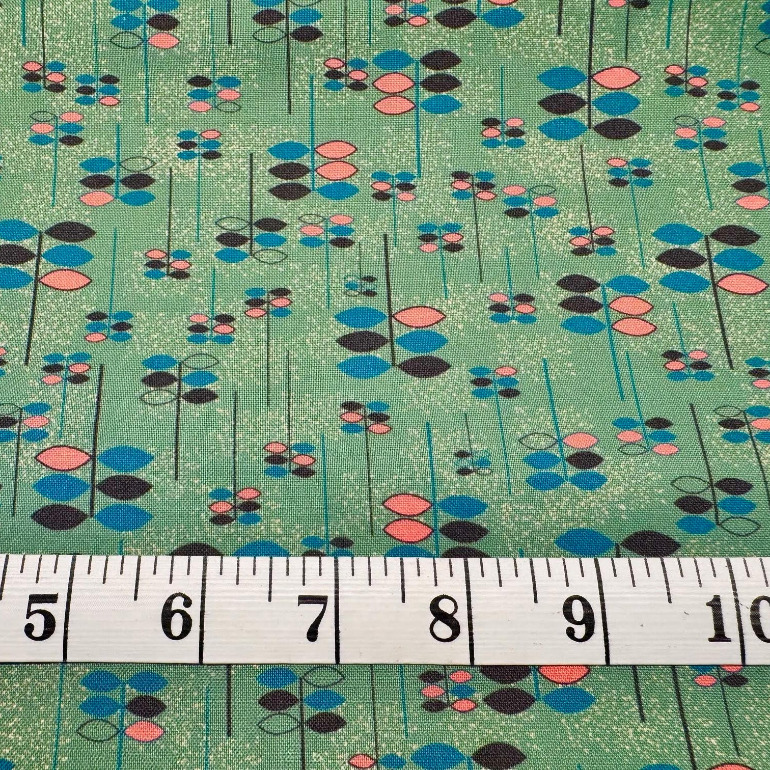RB Studios Midwest Textiles Atomic Revival Leaves Green RIV-AR2035/9