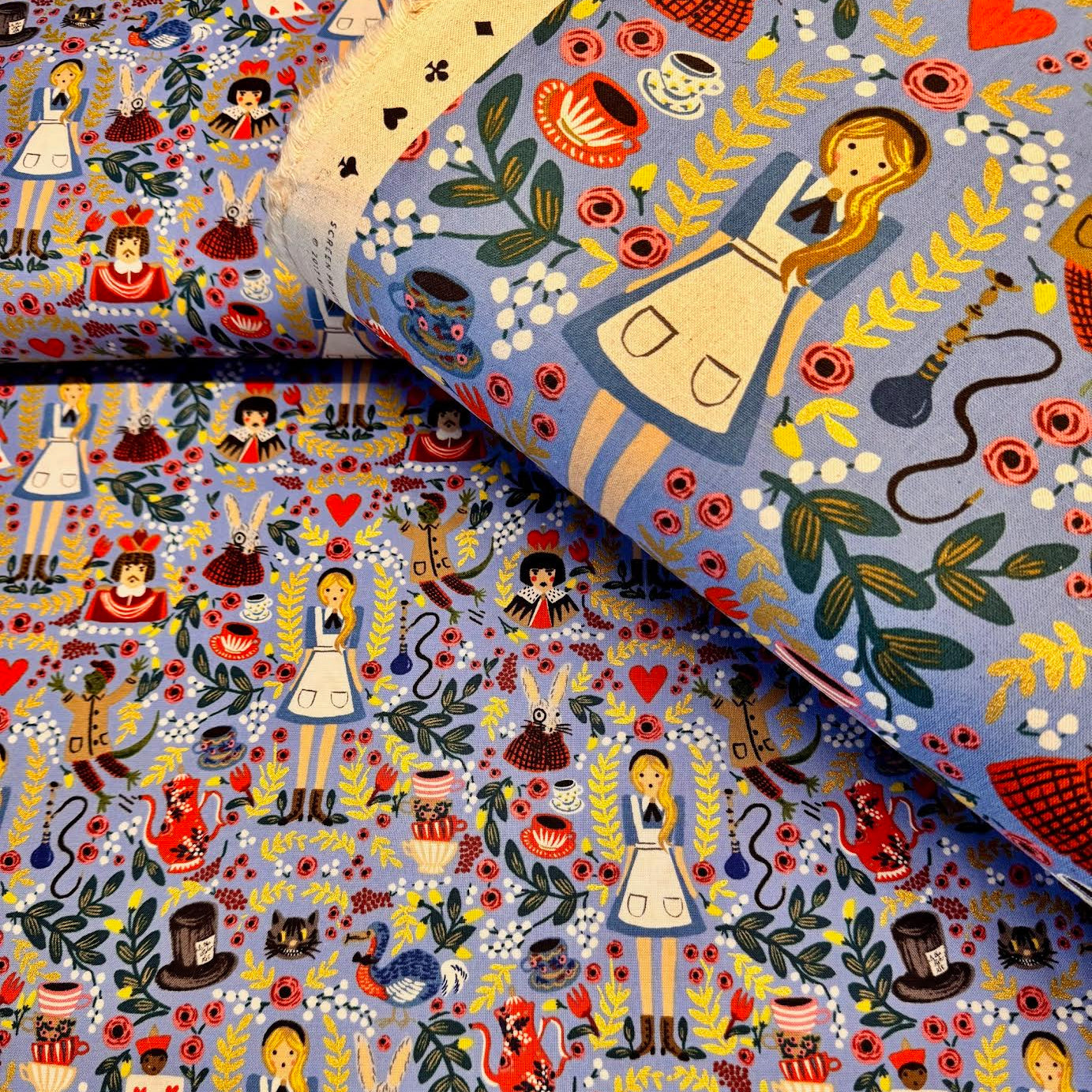 RJR Fabrics Alice in Wonderland AB8025-022